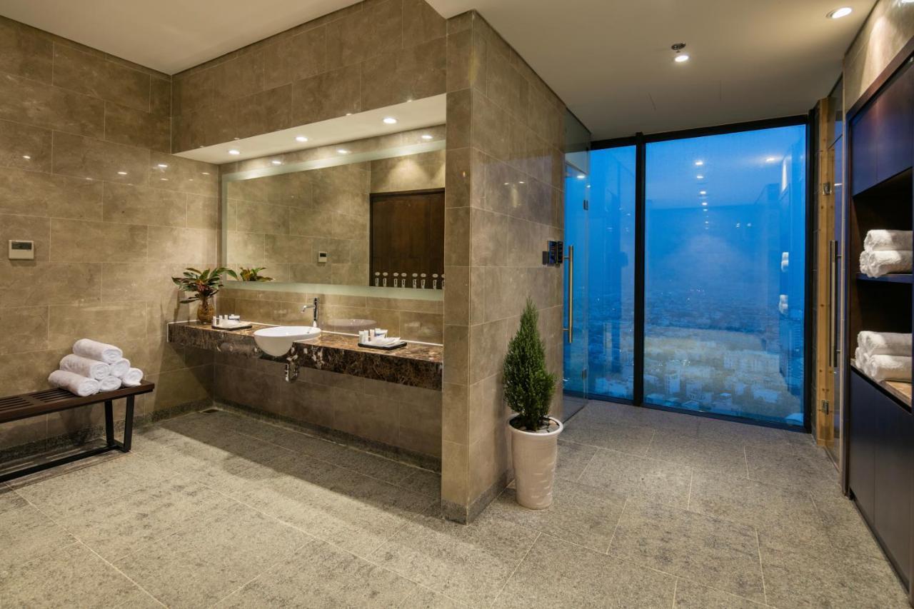 Luxury Beach Condo 5-Star, Rooftop Pool دا نانغ المظهر الخارجي الصورة